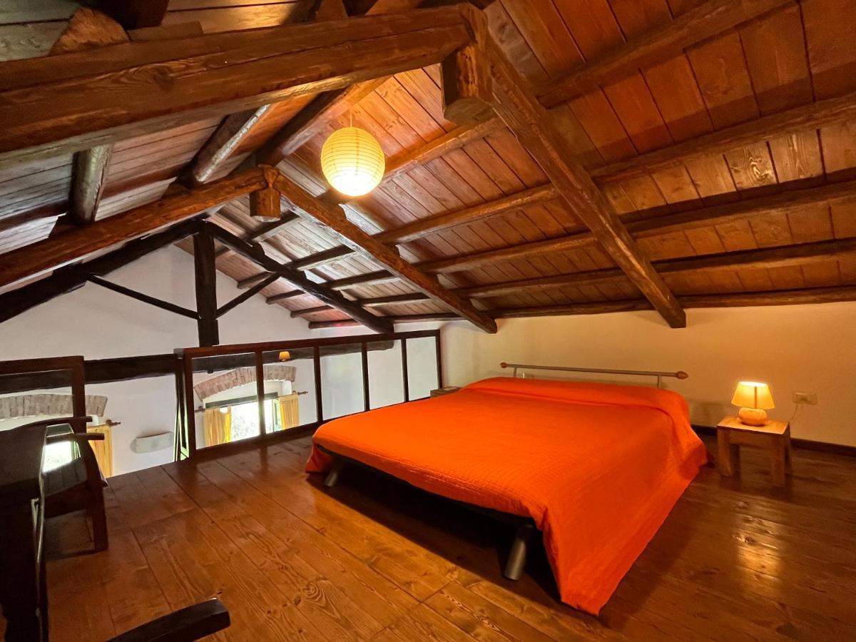 La Casa Gialla Кальяри Экстерьер фото